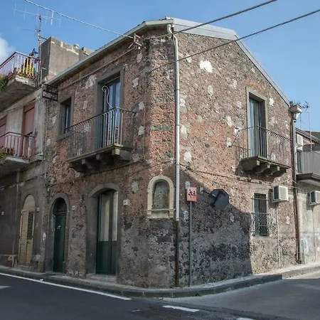 Apartment C'era Volta - Casa Etna-sicilia-mare *